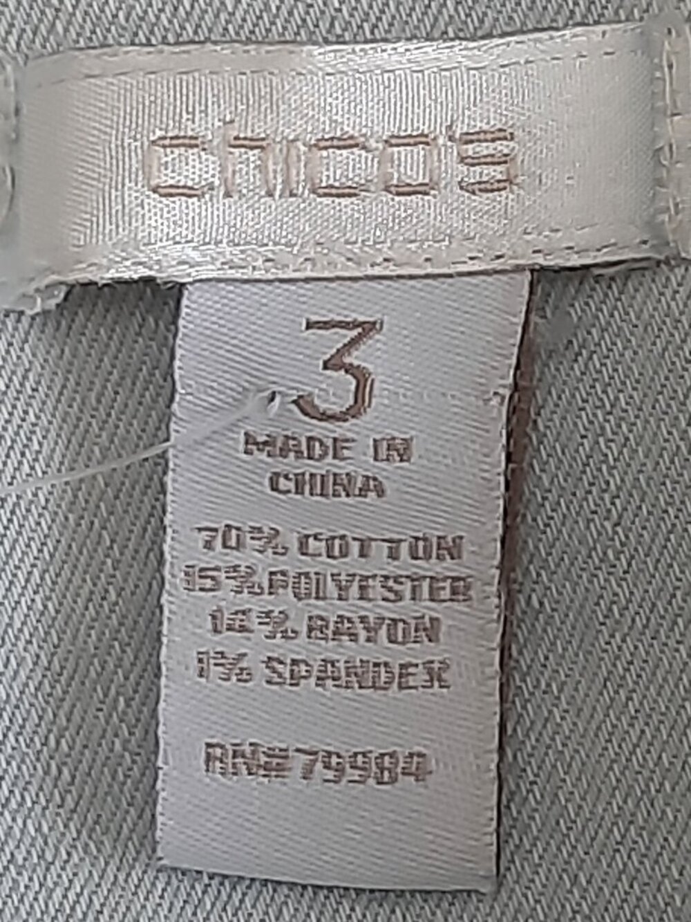 Chico's Platinum Light Wash Denim Jacket - Size 3 (Fits XL / 16) - Picture 5 of 13